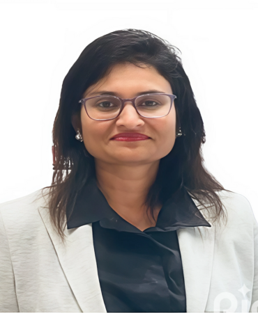 https://finaaxcapital.com/wp-content/uploads/2025/06/1-VRUNDA-PATEL.png